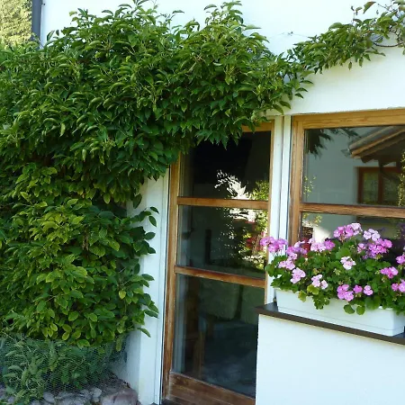 Haus Am Wasserfall Apartman
