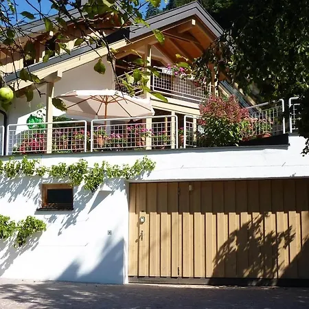 Haus Am Wasserfall Sankt Anton im Montafon